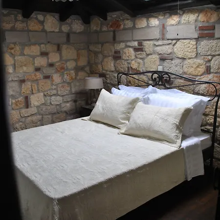 Halkidiki Luxurious Stonehouses Hébergement de vacances *
