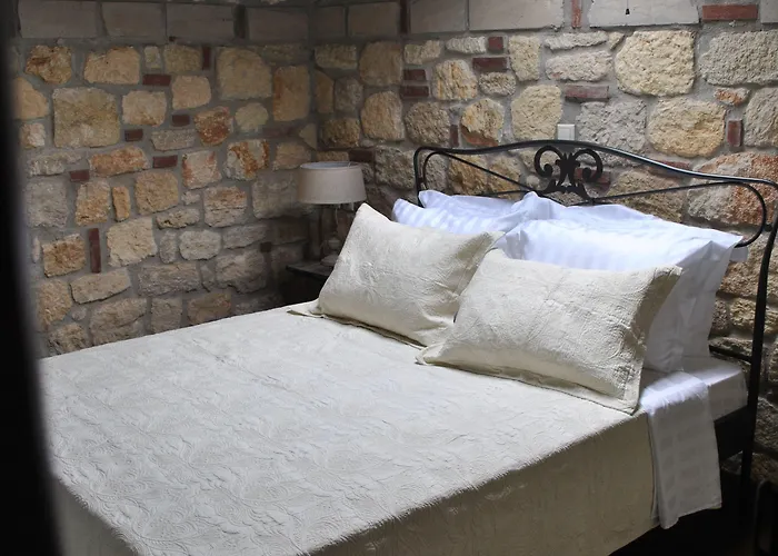 Halkidiki Luxurious Stonehouses Tatil Evi *