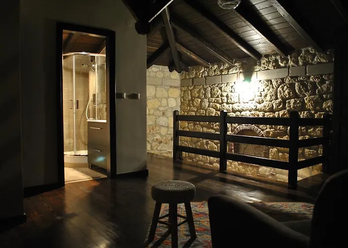 Halkidiki Luxurious Stonehouses *